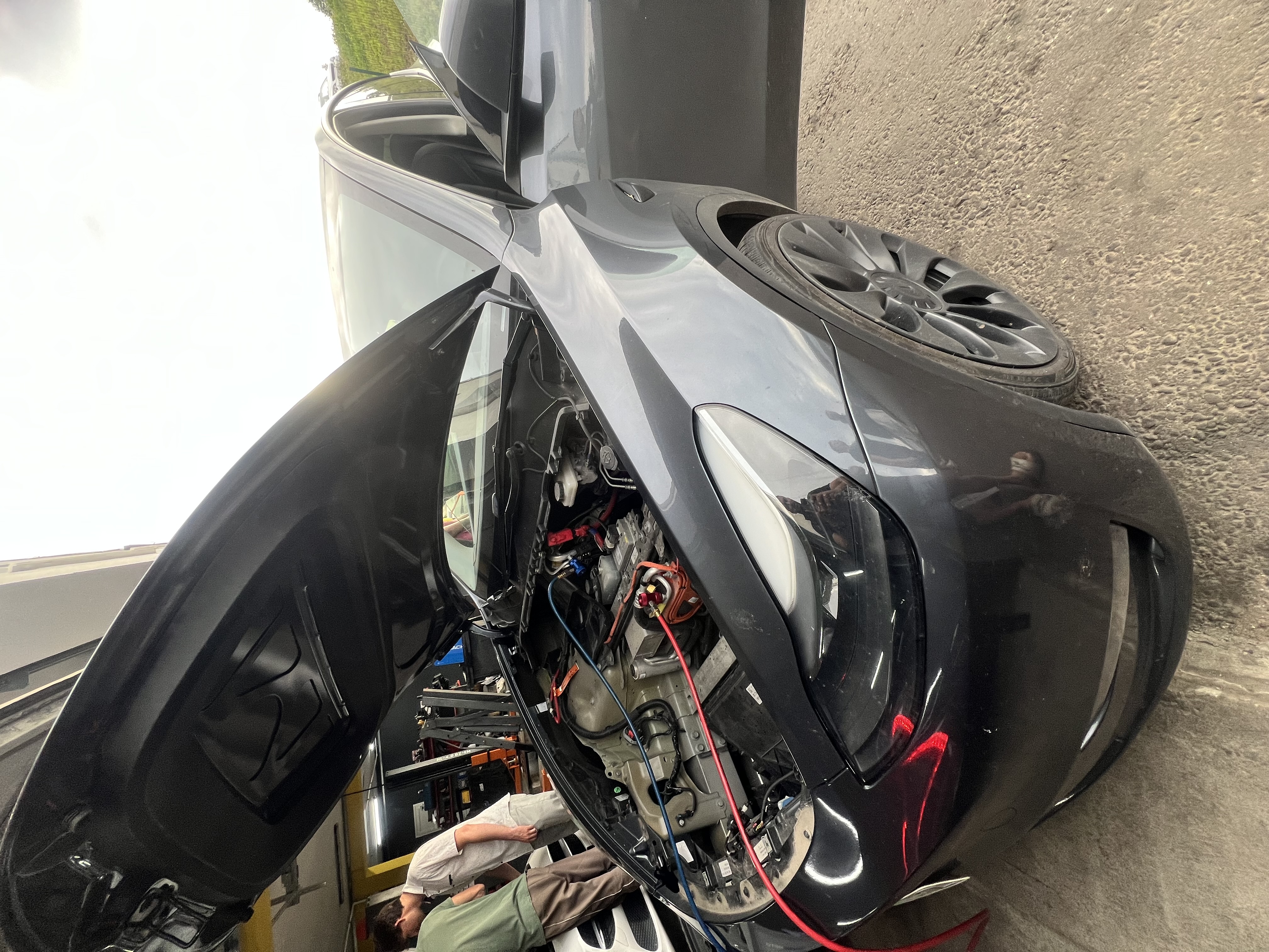 Ремонт Tesla в Витебске